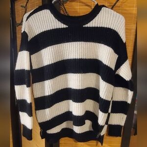 >5/$40<Forever 21 Striped Knit Sweater Top w/ Side Zippers